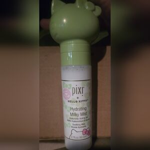 Pixi Hello Kitty Hydrating Milky Mist 2.7 Oz